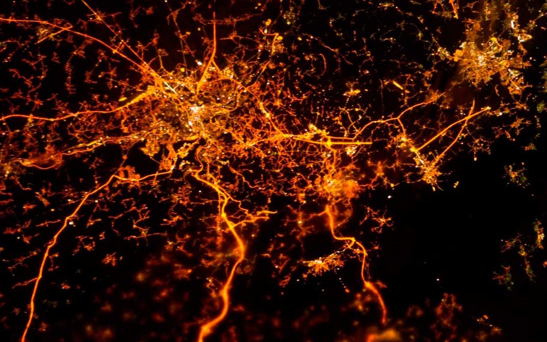 Material Didáctico: Infografías de #CitiesAtNight